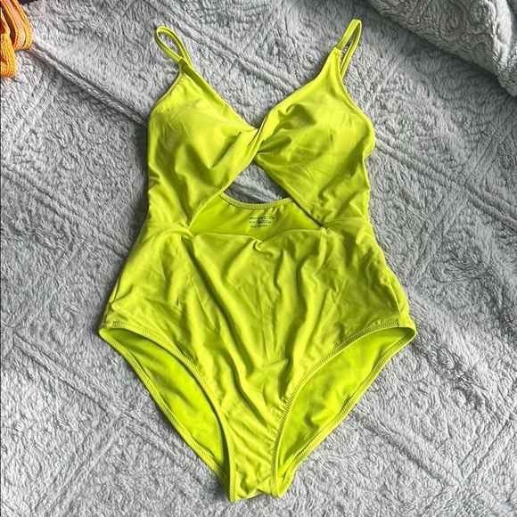 Bikinis For Women Push Up La Blanca Women's Standard Wrap Front Keyhole One Piece Swimsuit At Women's Clothing Store La Blanca Swimwear Canada